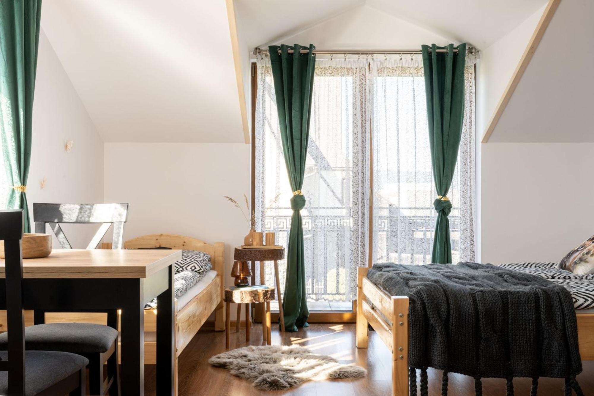 Dw Pod Zlotym Kasztanem Apartment Trybsz ภายนอก รูปภาพ