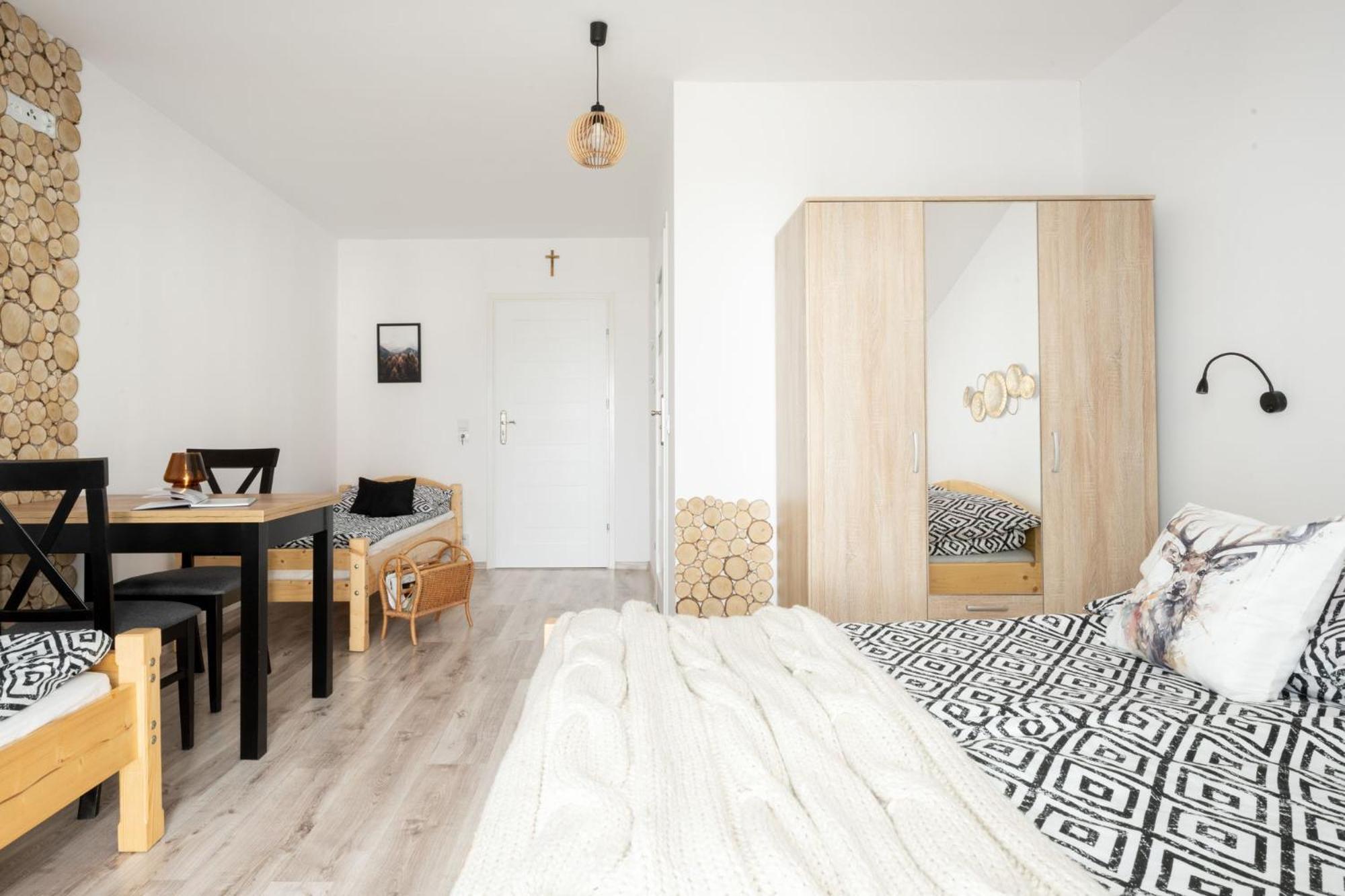 Dw Pod Zlotym Kasztanem Apartment Trybsz ภายนอก รูปภาพ